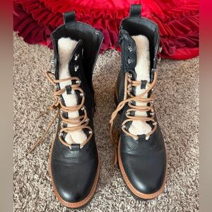 Nine West Black and Tan Lace Up Boots